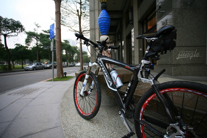 多久沒騎車?多久沒發文了?