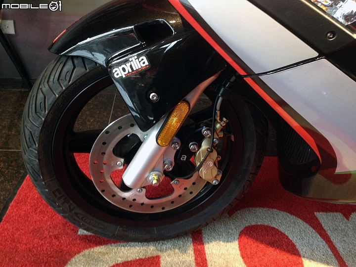 開箱 Honda Integra 750D 2015年特仕版