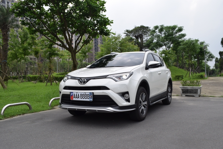 打造自己的小資特仕車,新RAV4內外升級分享