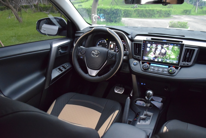 打造自己的小資特仕車,新RAV4內外升級分享