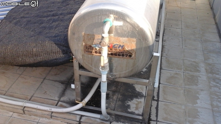 真空管太陽能熱水器完全沒熱水