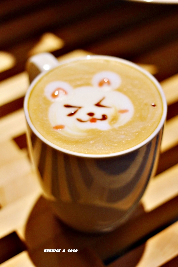 (台北美食)跑飯店the Paw Hotel 寵物友善餐廳( tutti cafe濟南店)(捷運新生站)