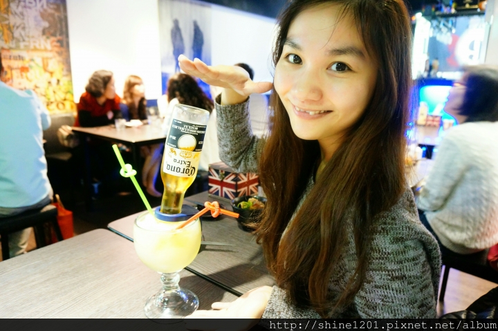 【板橋江子翠美食】9%酒趴旋轉串燒酒Bar.板橋江子翠站酒吧