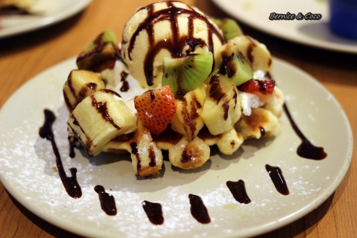 (台北 大安美食)Waffle Please 比利時列日鬆餅專賣店(大安店)(捷運科技大樓站)