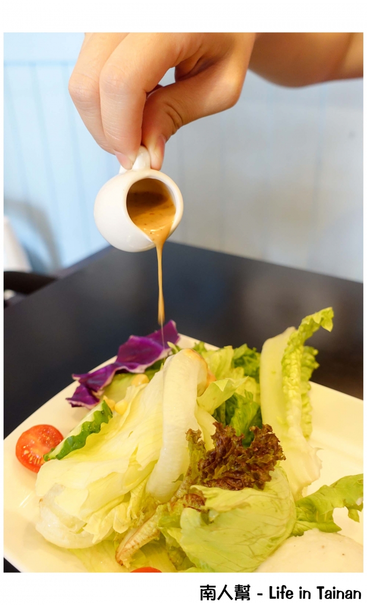 【台南市中西區-美食】沒有華麗裝潢,卻有著老闆的親切和美食~巫比HOUSE屋