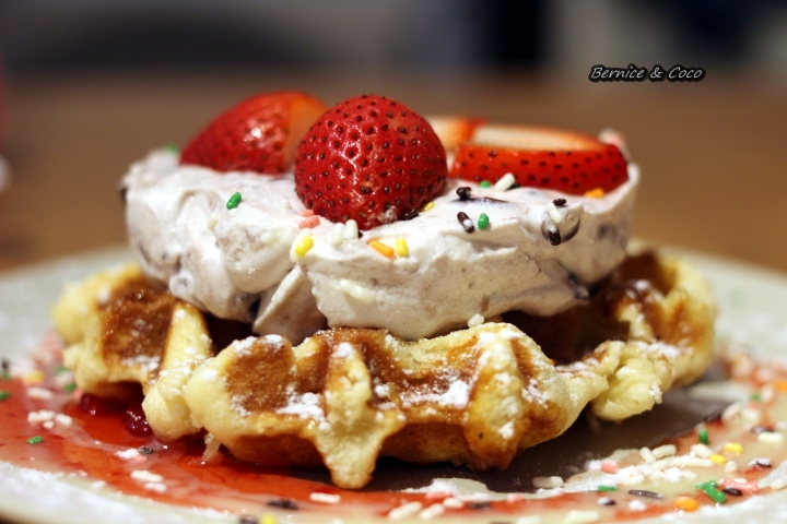 (台北 大安美食)Waffle Please 比利時列日鬆餅專賣店(大安店)(捷運科技大樓站)