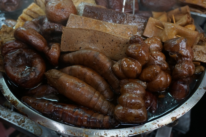 【老阿伯現滷豆干】夠入味!但死鹹!