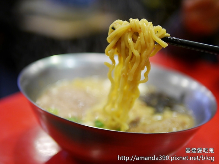 【台南食記】東區 Mr. 拉麵 ● 近成大濃郁日本平價拉麵 ● 唐揚雞塊好好食!❤❤