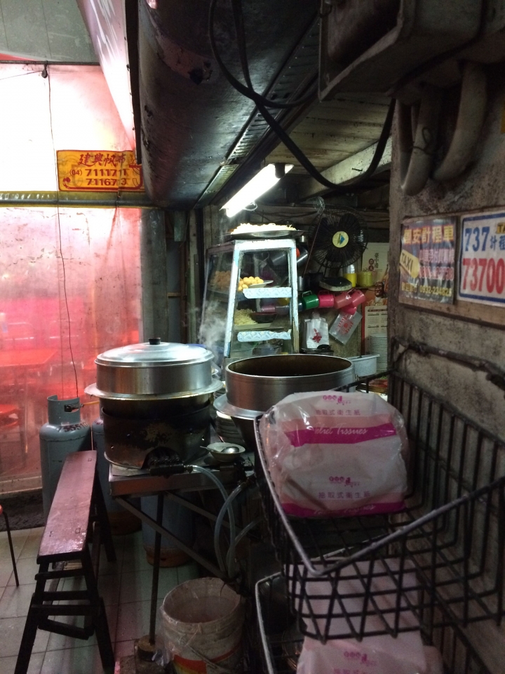 【美食。食記】彰化市 阿本爌肉飯 醬紅味甜 湯醇少鹽 非主流(11/12)