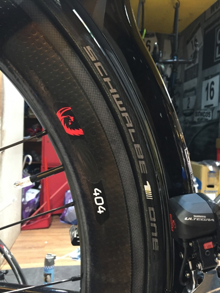 2016 Trinity Advanced Pro 1 開箱 (三鐵車_電子變速_ZIPP 404版輪_管胎) 一次滿足