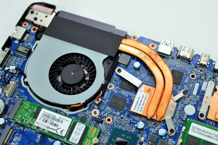 GIGABYTE P16G 技嘉首款GTX960M電競筆電