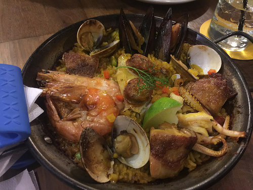 【食記】內湖捷運西湖站。Howfun好飯食堂(瑞光店)~來享用西班牙大鍋飯吧