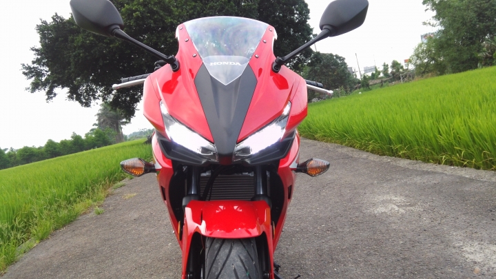 新車開箱!2016 Honda CBR500R 侵略紅