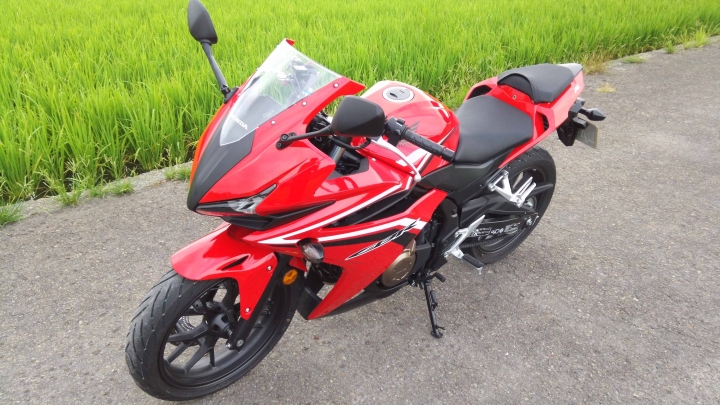 新車開箱!2016 Honda CBR500R 侵略紅