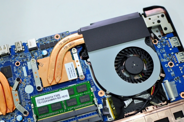 GIGABYTE P16G 技嘉首款GTX960M電競筆電