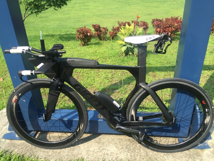 2016 Trinity Advanced Pro 1 開箱 (三鐵車_電子變速_ZIPP 404版輪_管胎) 一次滿足