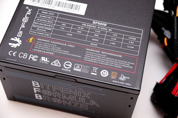 DC-DC 設計普及化,BitFenix Formula 600W 銅牌電源供應器開箱測試