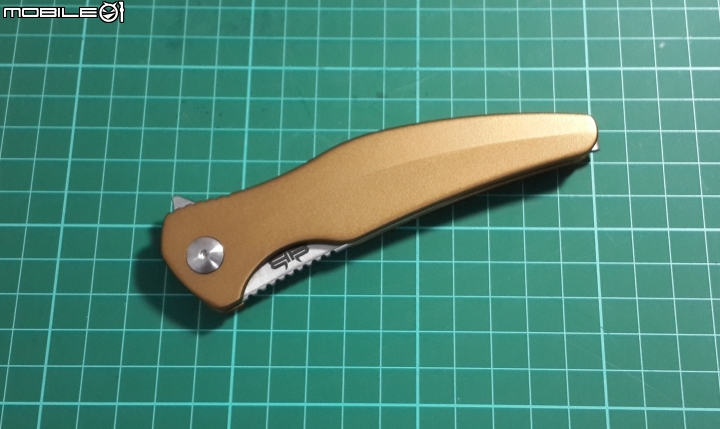 兩把flipper折刀分享 Brous Sniper & Spyderco Mamba