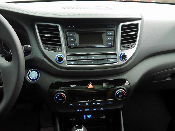 <<柴油旗艦 4WD>>HYUNDAI ALL NEW TUCSON試駕心得分享<<風靡魅力>>