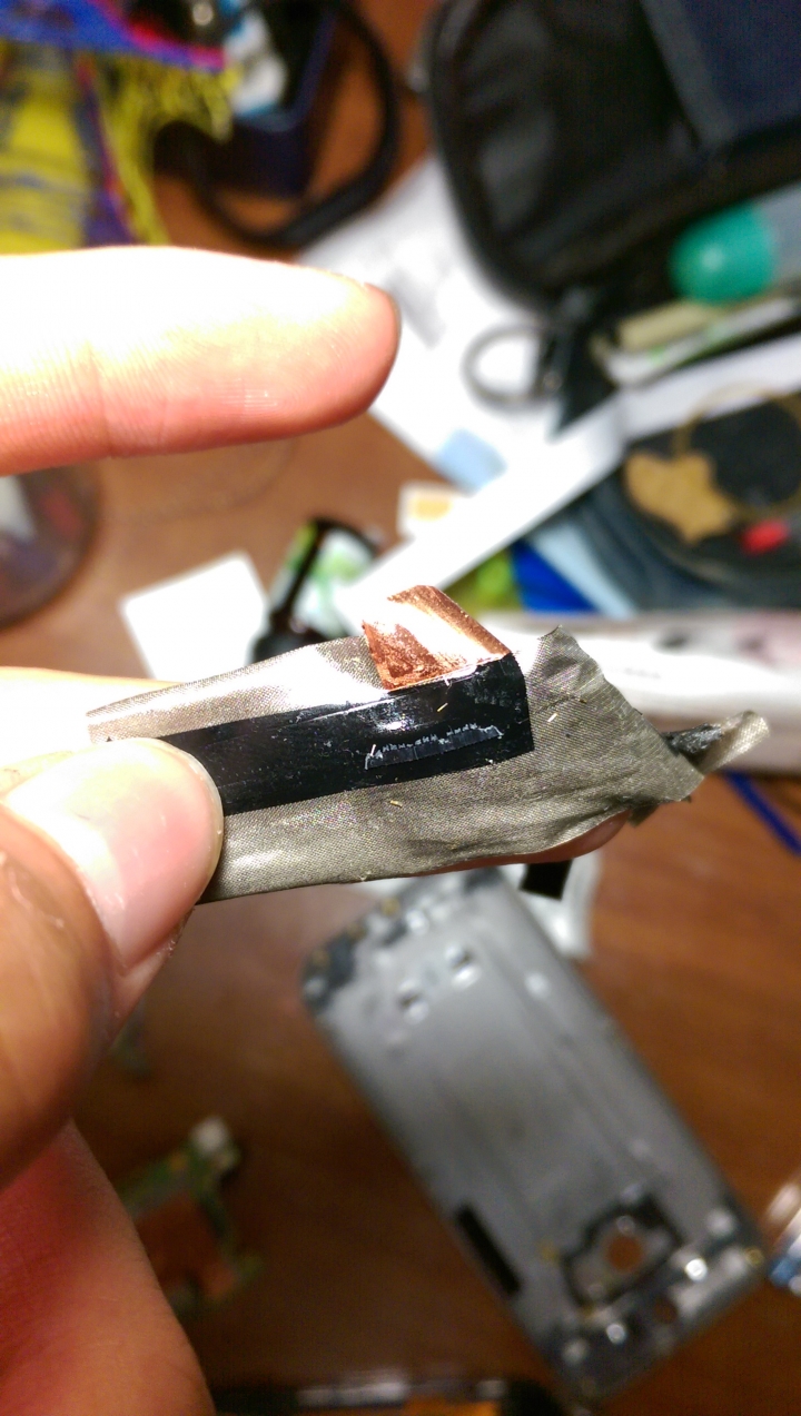 救命啊! 自己拆M8 結果發生了慘劇~