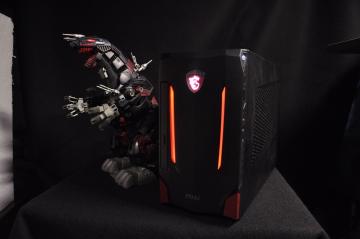 “龍魂再現” 微星電競小桌機 – Nightblade MI2不專業開箱分享