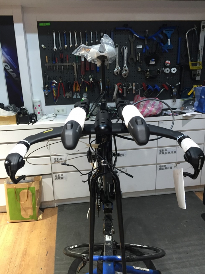 2016 Trinity Advanced Pro 1 開箱 (三鐵車_電子變速_ZIPP 404版輪_管胎) 一次滿足