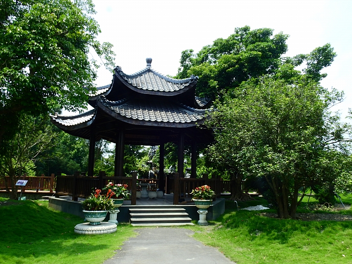 佔地五甲:彰化溪州鄉萬景藝苑