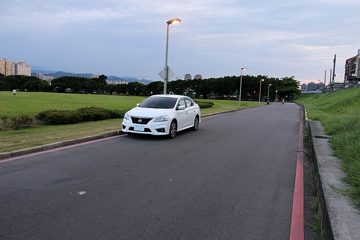 2016 年式 super sentra aero 油耗 (更新日期2017/10/15)