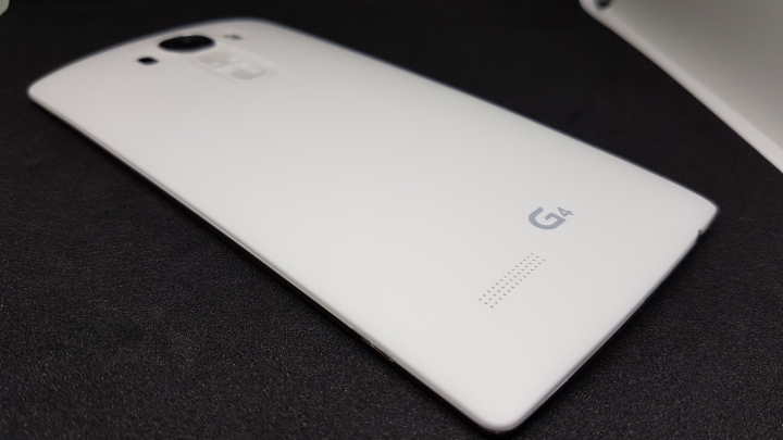 LG G4琉金白開箱~~~