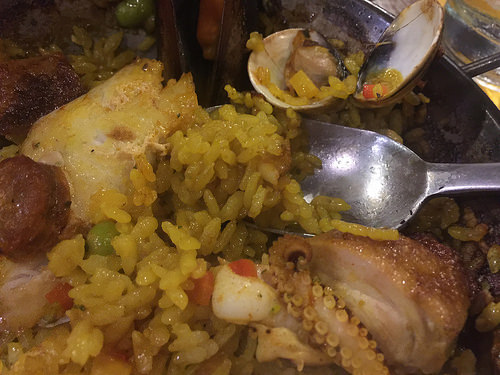 【食記】內湖捷運西湖站。Howfun好飯食堂(瑞光店)~來享用西班牙大鍋飯吧