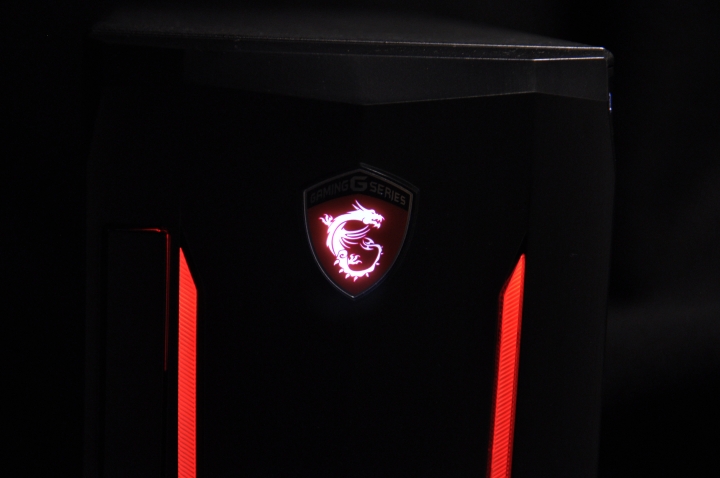 “龍魂再現” 微星電競小桌機 – Nightblade MI2不專業開箱分享