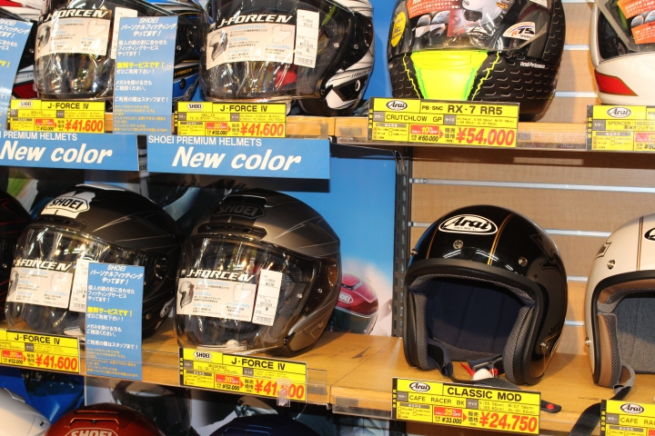 為了XXL內襯而特定到了東京NAPS足立店