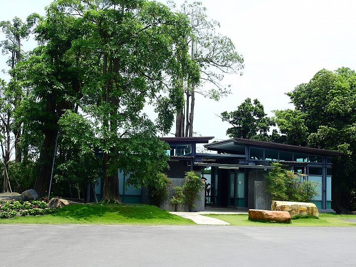 佔地五甲:彰化溪州鄉萬景藝苑