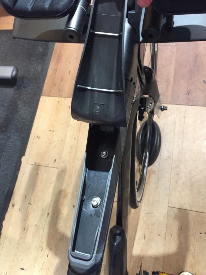 2016 Trinity Advanced Pro 1 開箱 (三鐵車_電子變速_ZIPP 404版輪_管胎) 一次滿足
