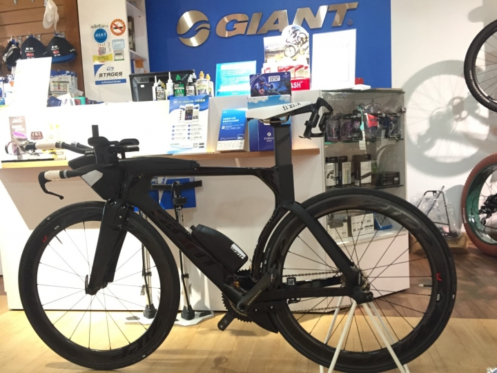 2016 Trinity Advanced Pro 1 開箱 (三鐵車_電子變速_ZIPP 404版輪_管胎) 一次滿足