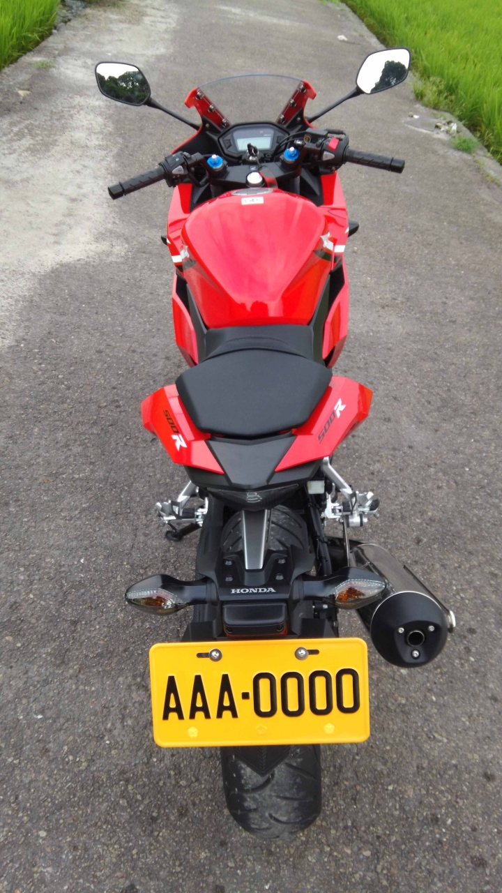 新車開箱!2016 Honda CBR500R 侵略紅