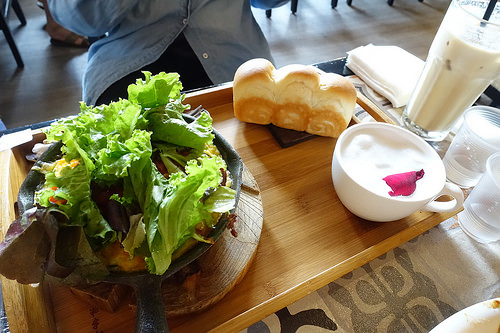 【食記】高雄三民區。多一點咖啡館(文山館) A Little More~ mini吐司好好吃 一定要點!
