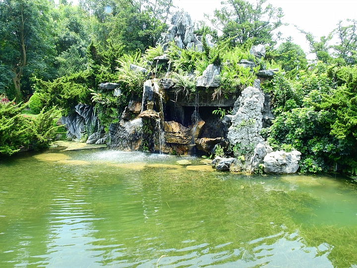 佔地五甲:彰化溪州鄉萬景藝苑