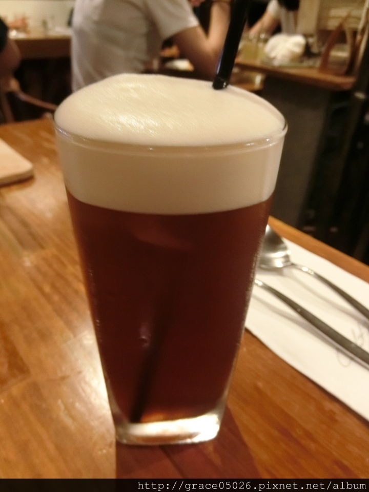 【食記】台北☼松煙 黑米Café•Bistro**黑到發亮墨魚燉飯**