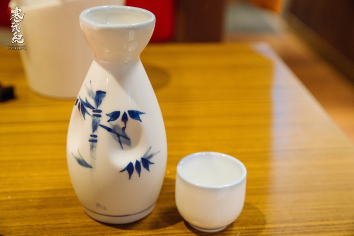 捷運中山站‧赤から鍋 Akakara 中山旗艦店|名古屋來的赤味噌鍋物‧11級辣度任君挑戰!