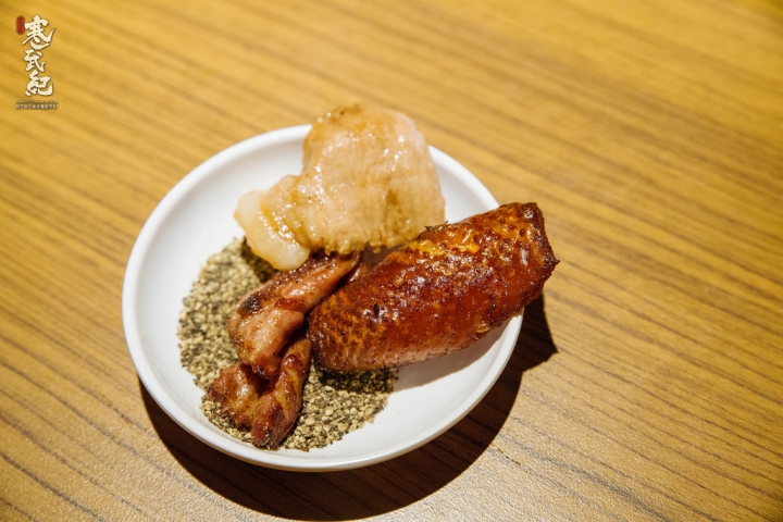 捷運中山站‧赤から鍋 Akakara 中山旗艦店|名古屋來的赤味噌鍋物‧11級辣度任君挑戰!