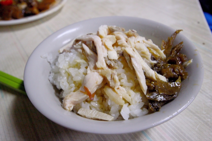 桃城南門火雞肉飯~半夜也能吃到滷豬腳