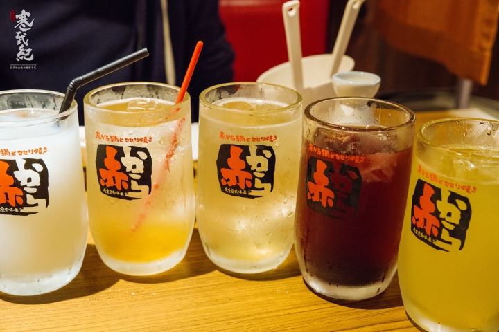 捷運中山站‧赤から鍋 Akakara 中山旗艦店|名古屋來的赤味噌鍋物‧11級辣度任君挑戰!