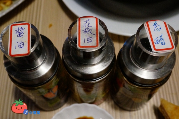 【台北美食】雲南料理 北醫美食推薦 吳興街 過橋米線 云香阁(雲香閣) 雲南汽鍋雞 月亮蝦餅 椒麻雞 泰國料理