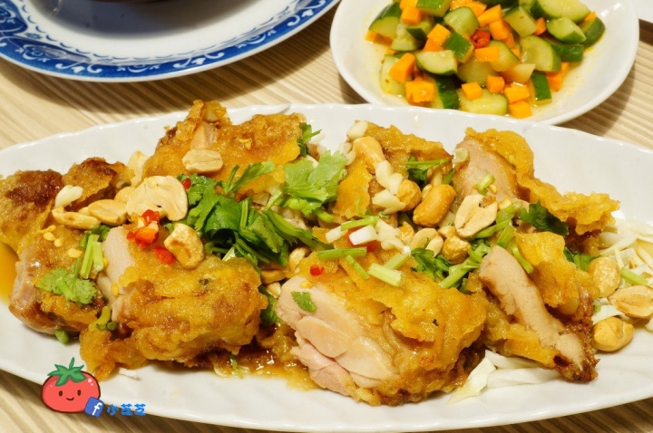 【台北美食】雲南料理 北醫美食推薦 吳興街 過橋米線 云香阁(雲香閣) 雲南汽鍋雞 月亮蝦餅 椒麻雞 泰國料理