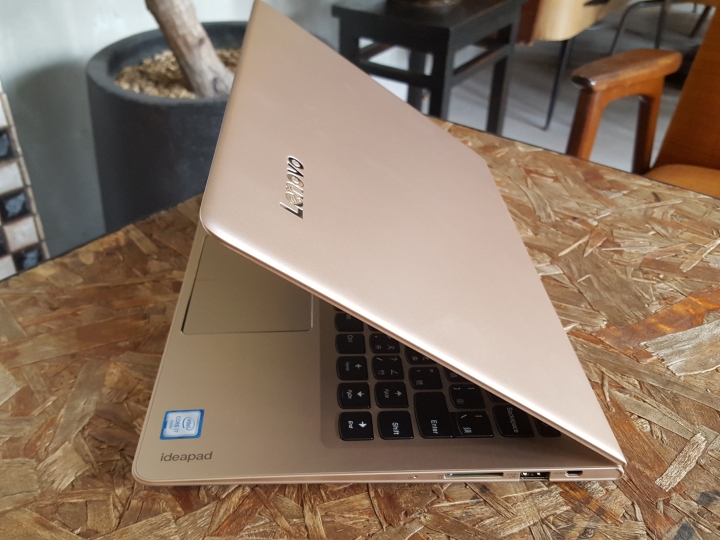新機小開箱—時尚、效能雙重兼顧—ideapad 710s