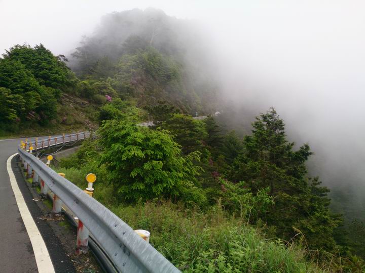 騎車一年多後……我還是不自量力去挑戰武嶺