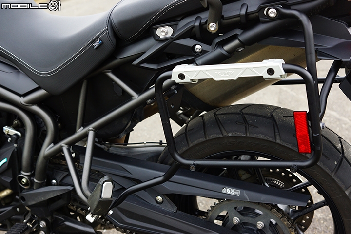 英式多功能悍虎 Triumph Tiger 800 XRx