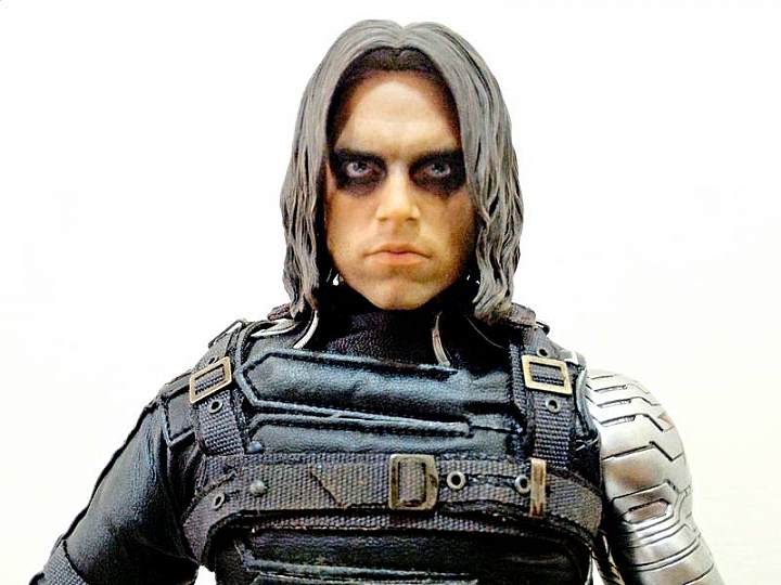【開箱】HotToys 12吋酷寒戰士Winter Soldier 1.0 開箱文