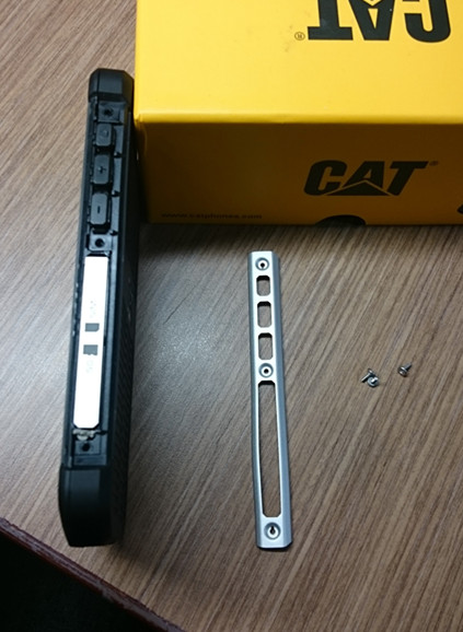 CAT S40三防硬漢智慧機 開箱文(附2米高實測摔機影片)